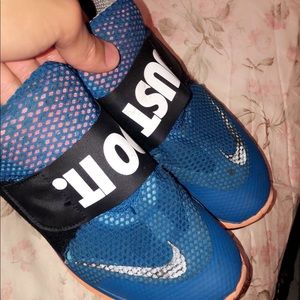 Nike Just Do It beaters, Sz 9.5 but fit like a 9